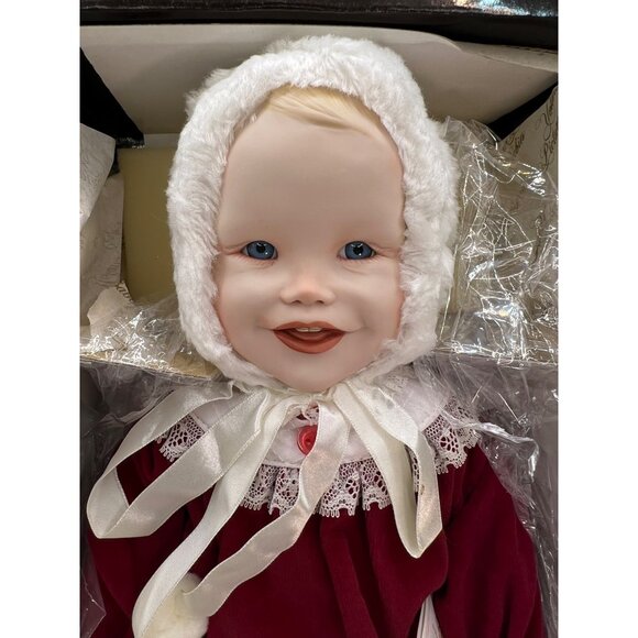 Knowles Yolanda's Picture Perfect Babies, Jennifer, COA, With Stand - Picture 2 of 8